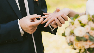 13 پرچم قرمز که در اول ازدواج تان باید جدی بگیرید!!